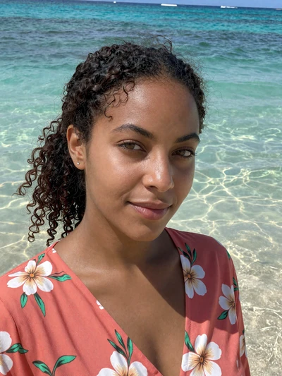 Danika, 29, Bahamian single from Exuma seeking committed American partner