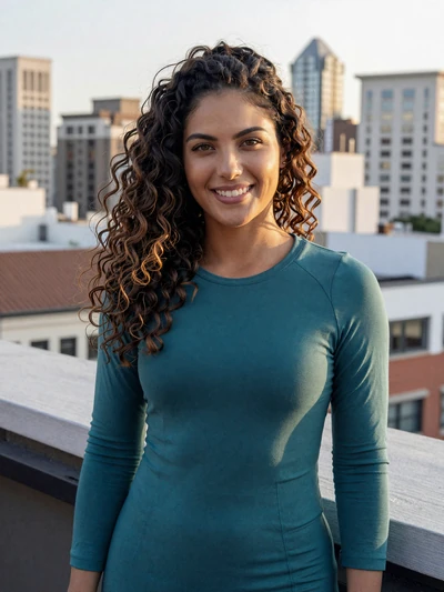 Bianca, 28, Brazilian single from São Paulo on a rooftop with city skyline