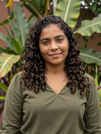 Gabriela, 31, verified Guatemalan single from Cobán seeking committed American partner